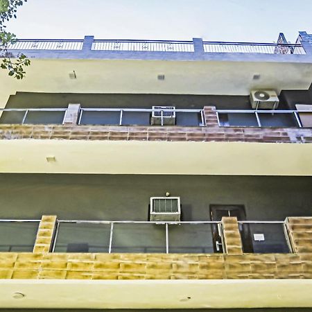 Hotel O Kashish Residency Near Model Town Metro Station Neu-Delhi Exterior foto