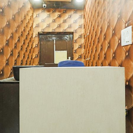 Hotel O Kashish Residency Near Model Town Metro Station Neu-Delhi Exterior foto