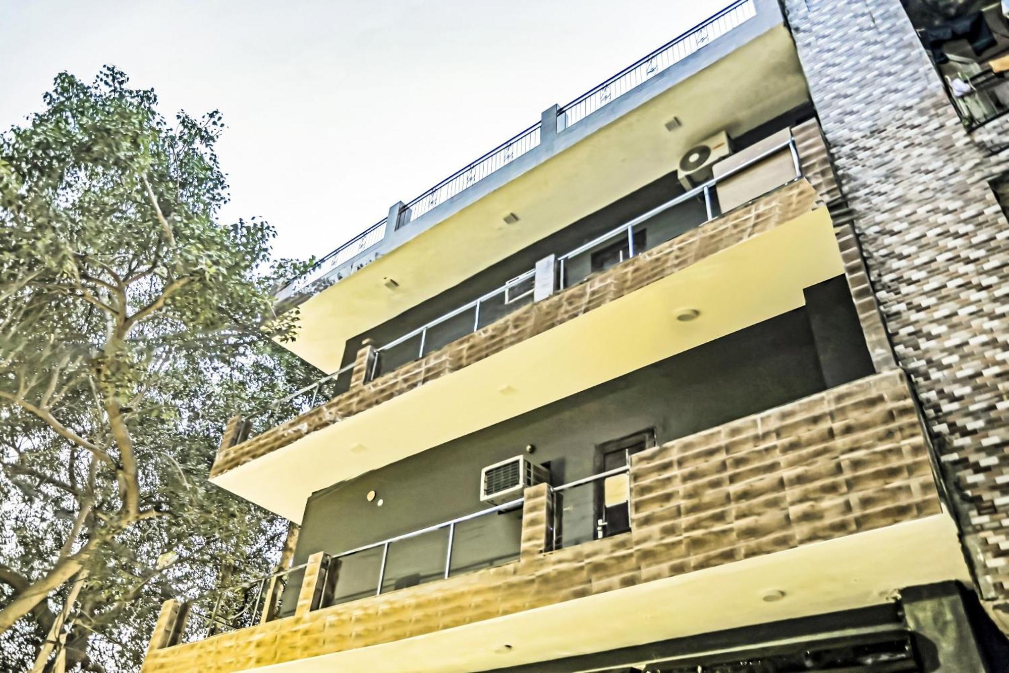 Hotel O Kashish Residency Near Model Town Metro Station Neu-Delhi Exterior foto